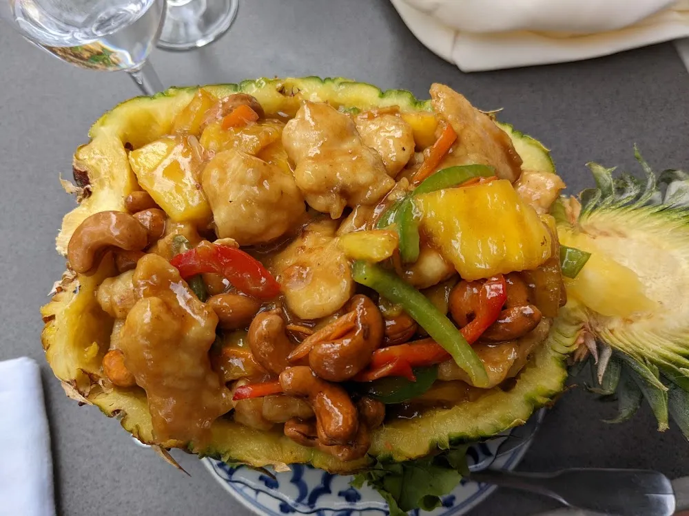 Cashew Nut Pineapple Chicken